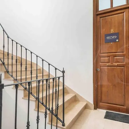 Classic Near Plaza De La Merced By Rems Apartment Malaga